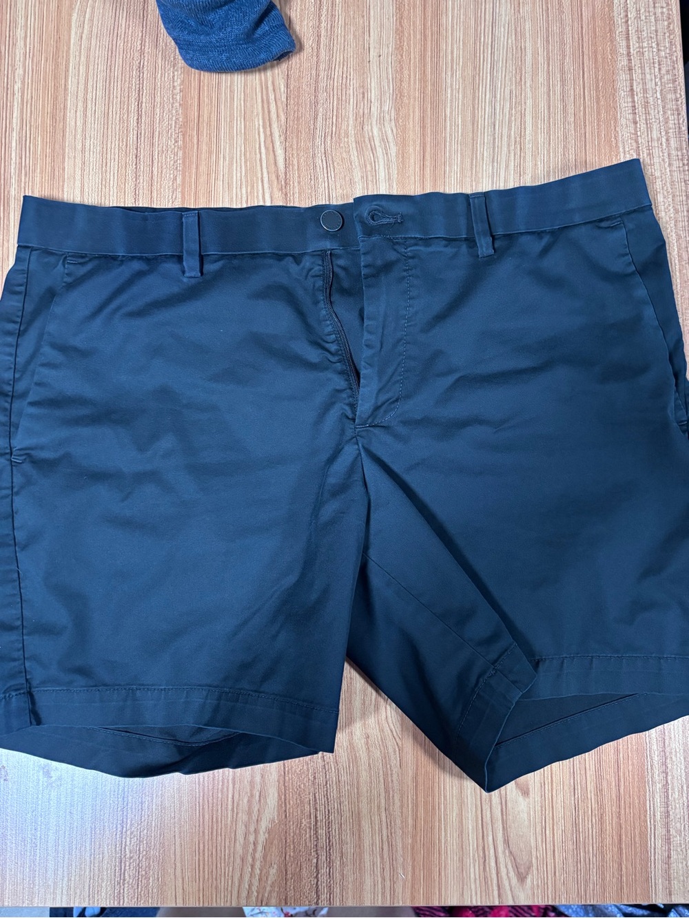 Banana republic chino shorts 38